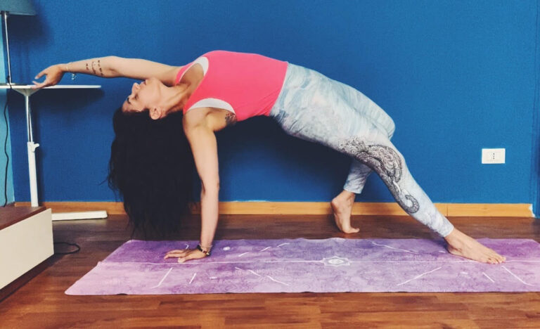 Asana, la cura del corpo – Gli otto passi dello yoga